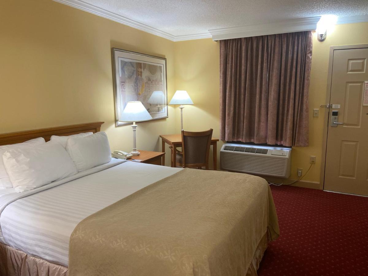 Bryson Inn Mount Airy Ngoại thất bức ảnh